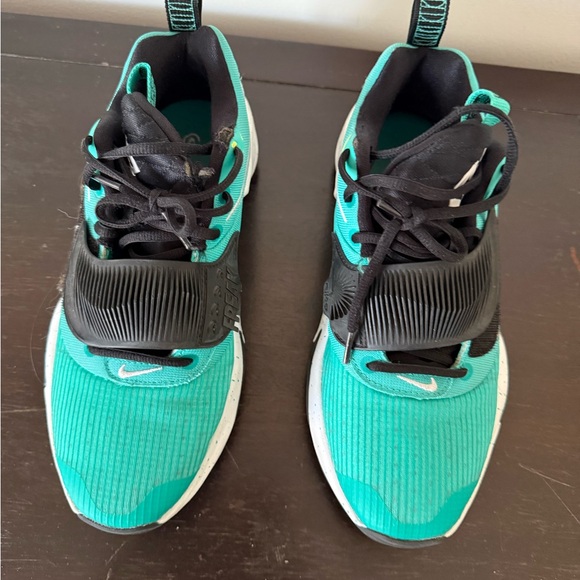 Nike Sneakers Size 8 1/2 - Picture 13 of 16